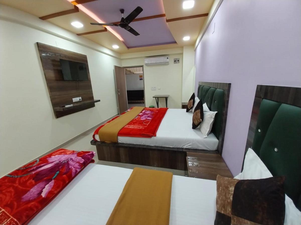 Hotel Ggc Inn Ahmedabad Eksteriør billede