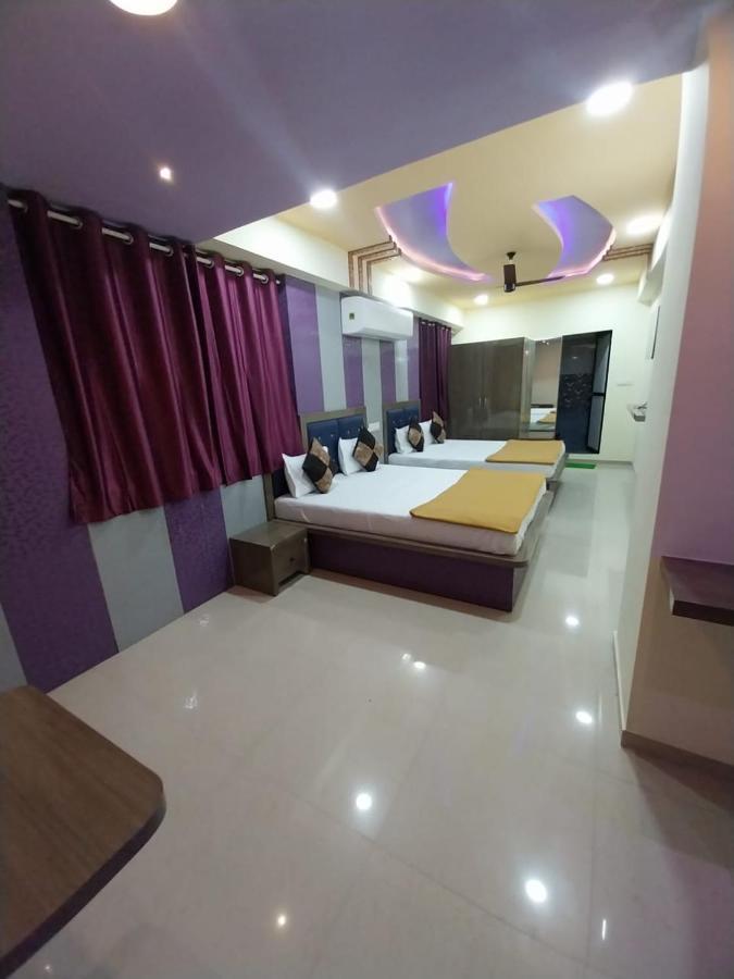 Hotel Ggc Inn Ahmedabad Eksteriør billede