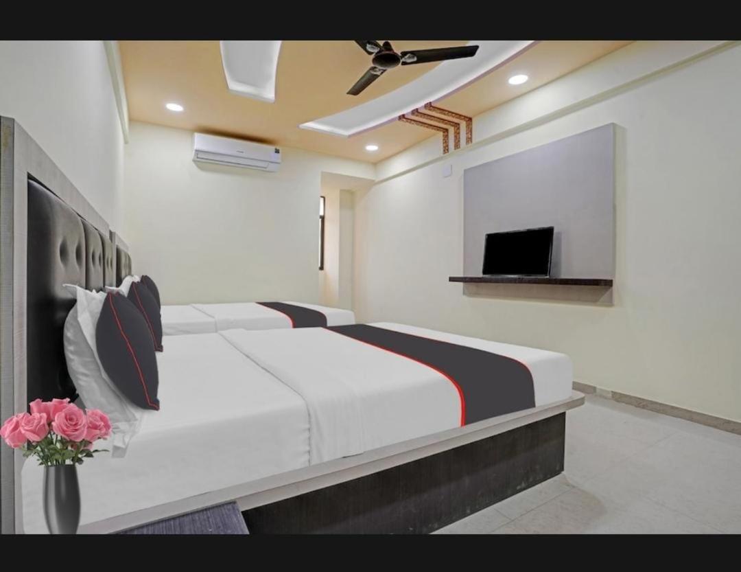 Hotel Ggc Inn Ahmedabad Eksteriør billede